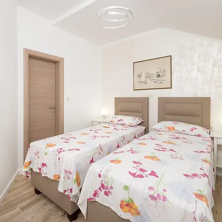 Superb Beachfront Luxury Seaview With Private Beach * Milna (Hvar)