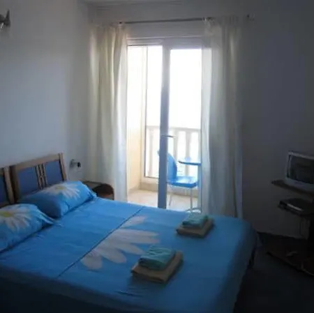 Apartment Superb Beachfront Luxury Seaview With Private Beach Milna (Hvar)